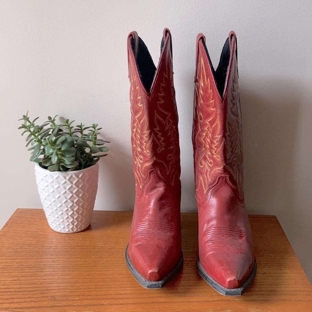 Laredo Women’s Cowboy Boots